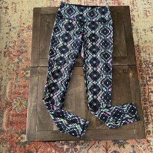 Victoria’s Secret VSX Sport Knockout Leggings